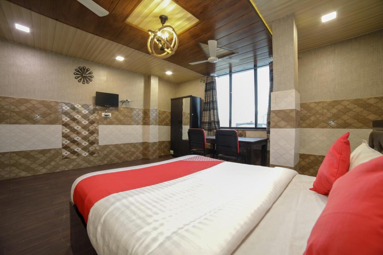 Oyo Flagship Hotel Chandani Rāipur Eksteriør bilde